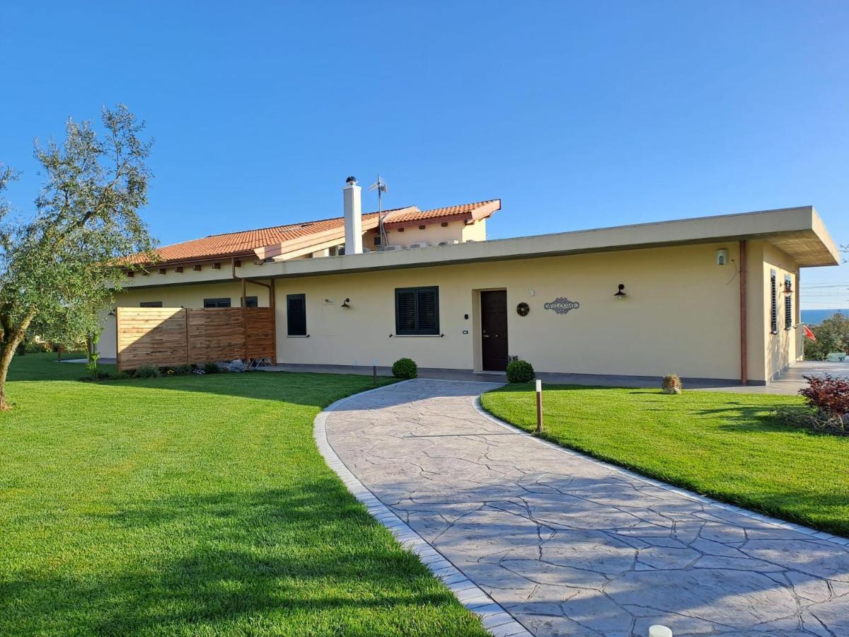 La Campagna Di Peppe E Tullia Formia Exterior foto